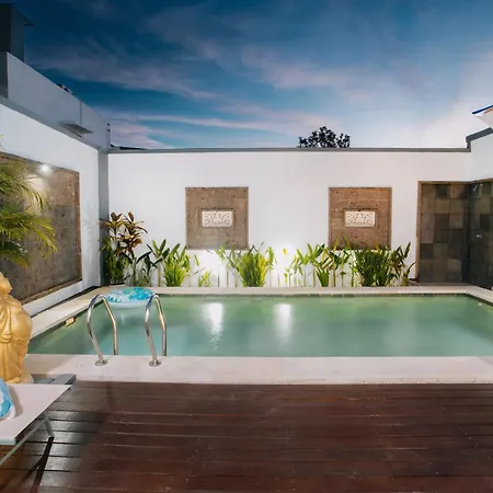 House In The Bush Villa